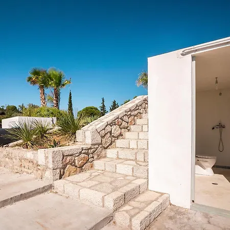 Sky Hills ヴィラ *