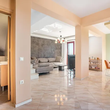 Sky Hills ヴィラ *