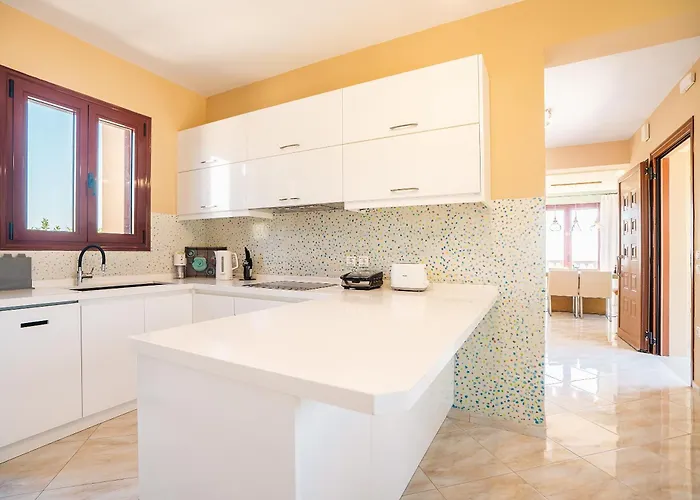 فيلة Sky Hills *