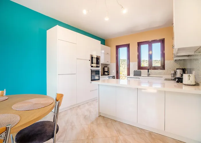 فيلة Sky Hills *